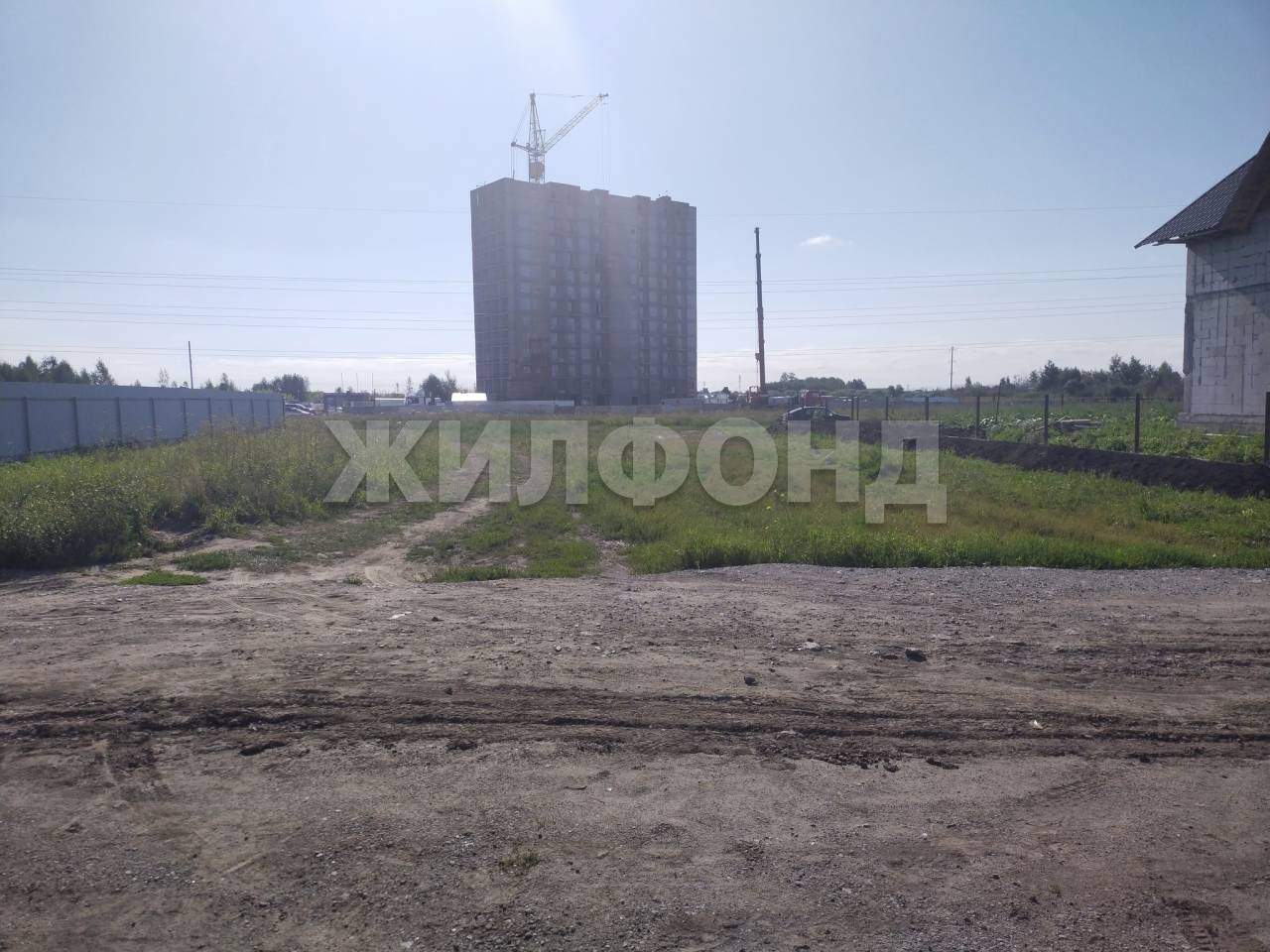 Продам земельный участок 1030 м.кв.