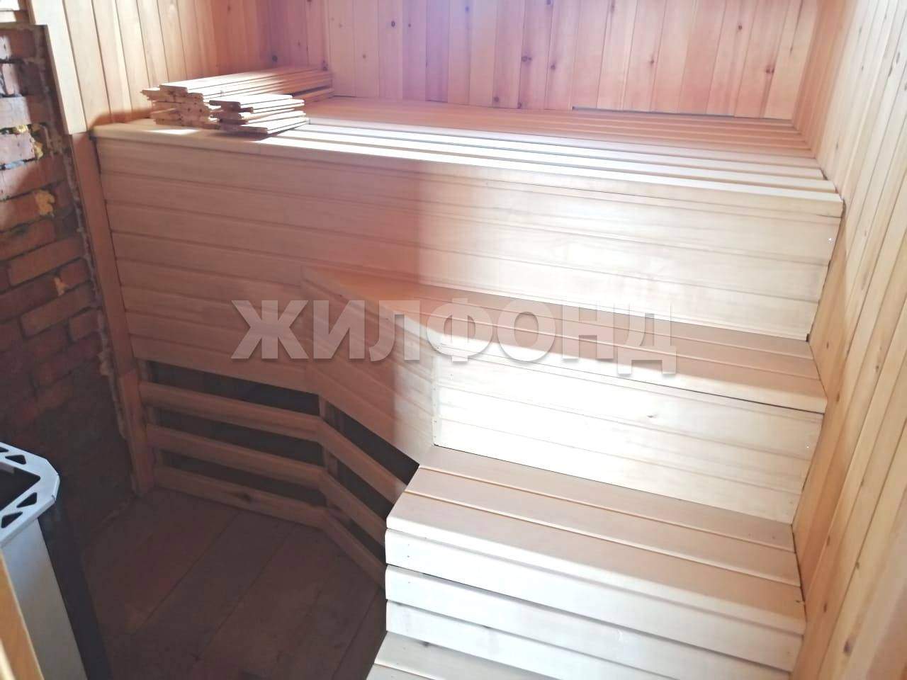 Продам земельный участок 765 м.кв.