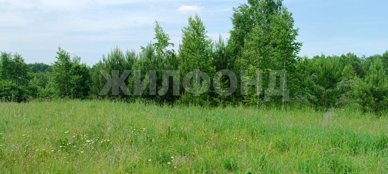 Продам земельный участок 1052 м.кв.