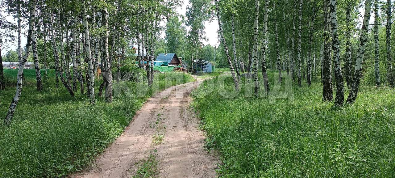 Продам земельный участок 1052 м.кв.