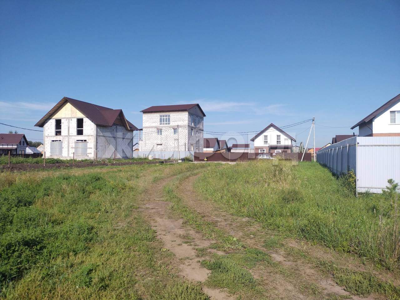 Продам земельный участок 1030 м.кв.