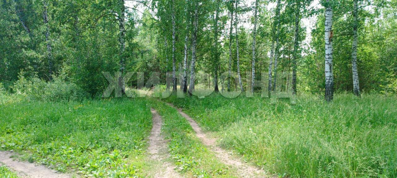 Продам земельный участок 1052 м.кв.