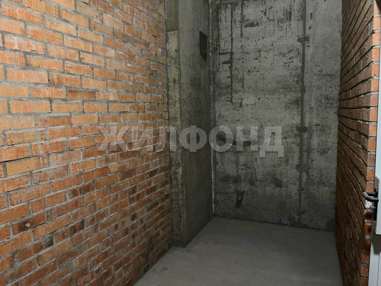 Продам склад 10 м.кв.