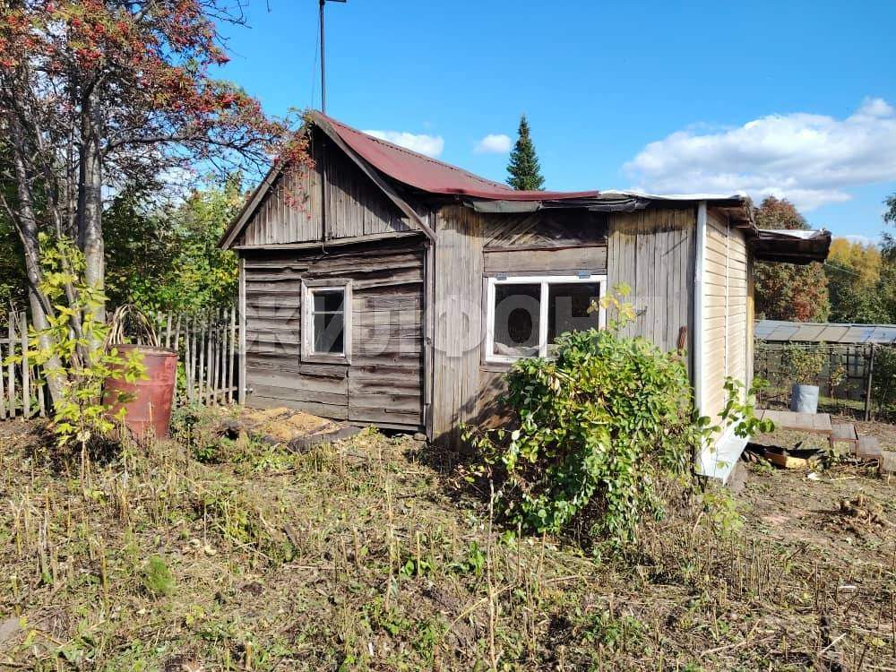 Продам земельный участок 670 м.кв.
