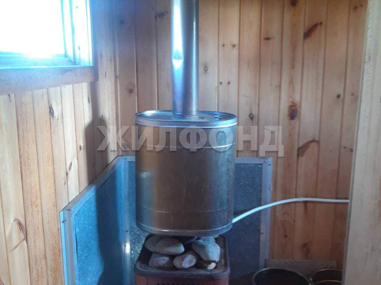 Продам земельный участок 600 м.кв.