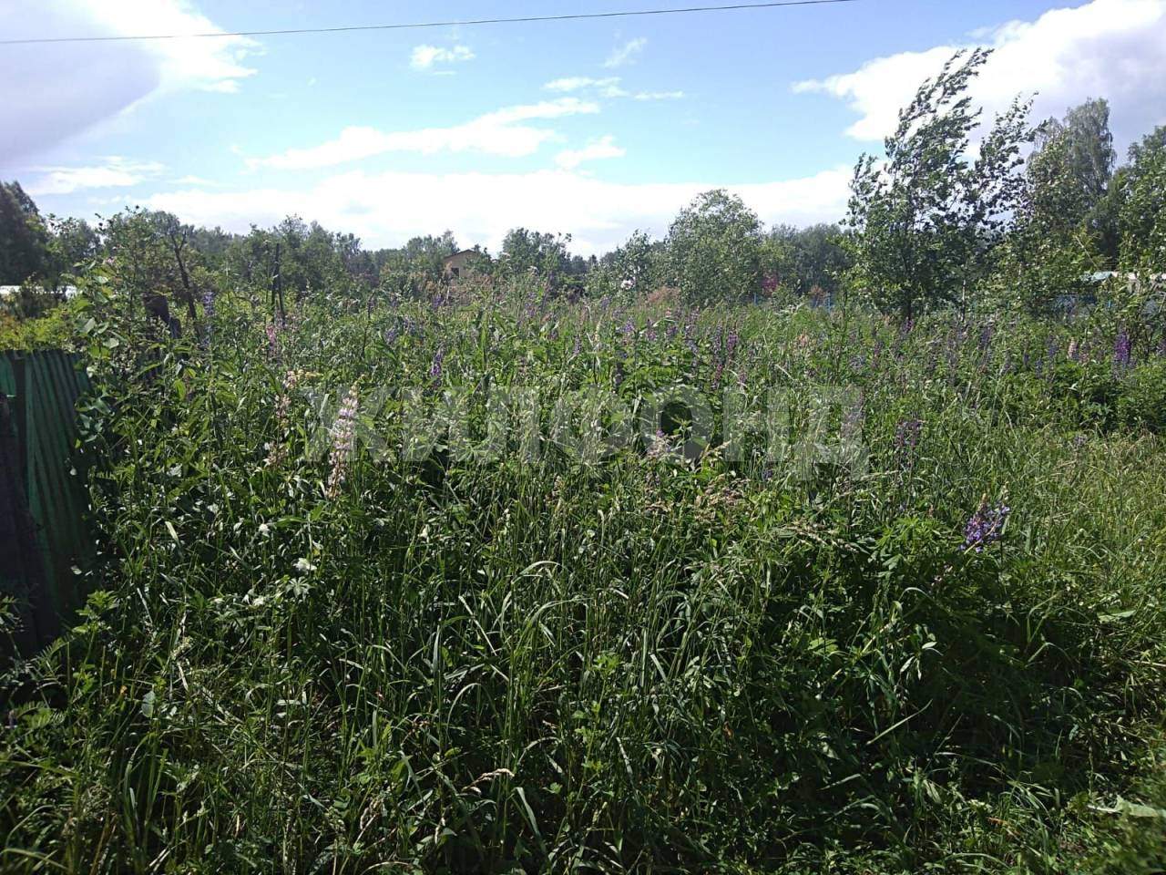 Продам земельный участок 670 м.кв.