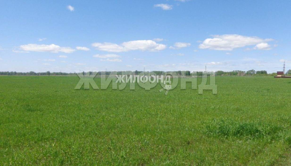 Продам земельный участок 1500 м.кв.