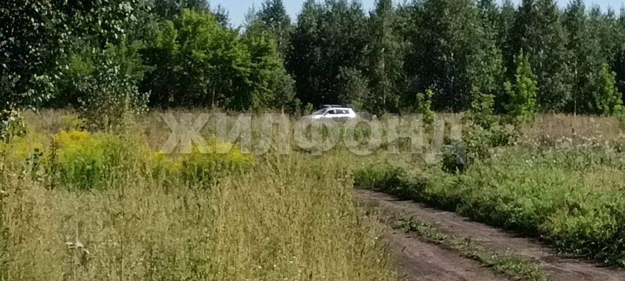 Продам земельный участок 700 м.кв.