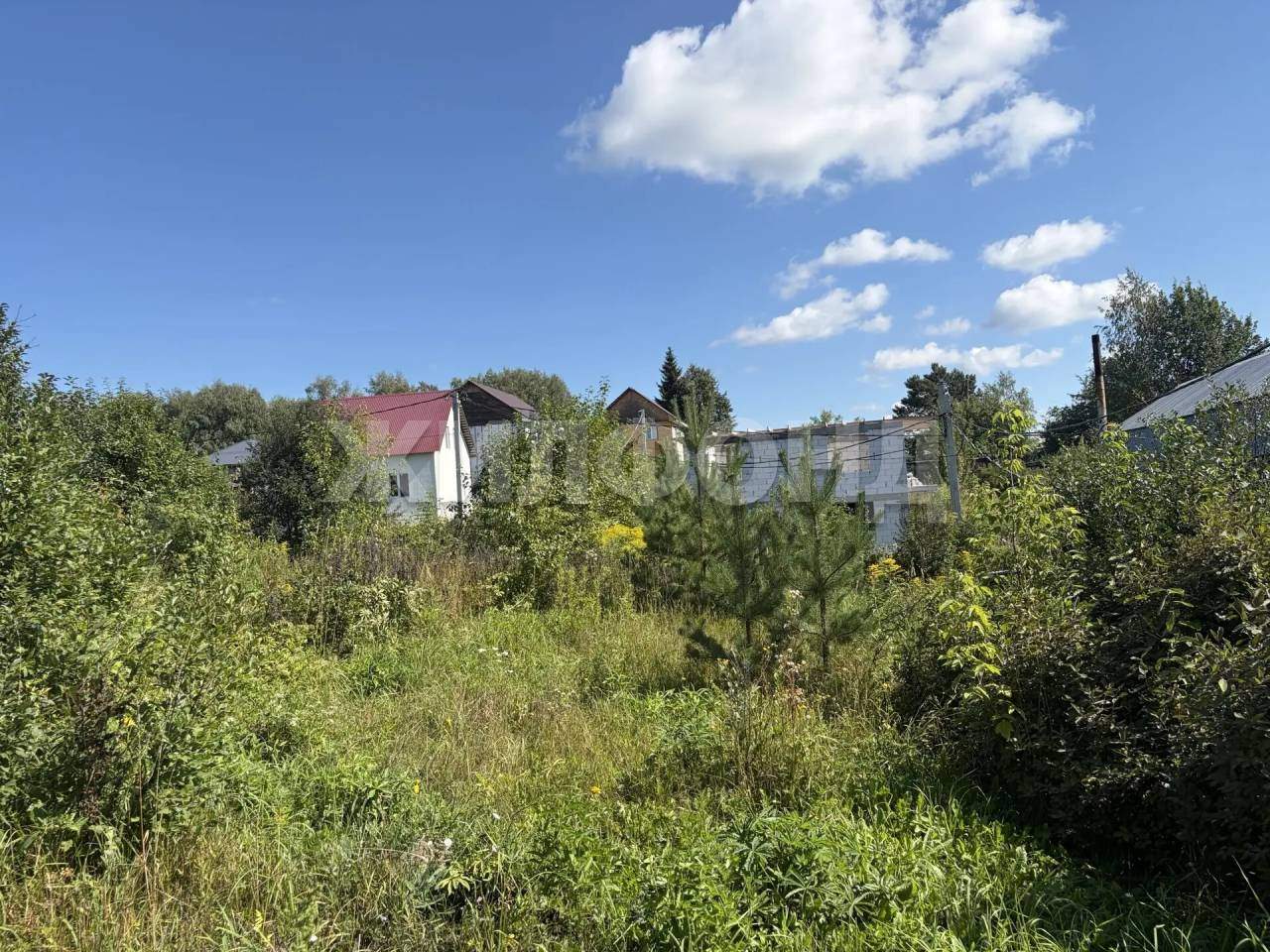 Продам земельный участок 550 м.кв.
