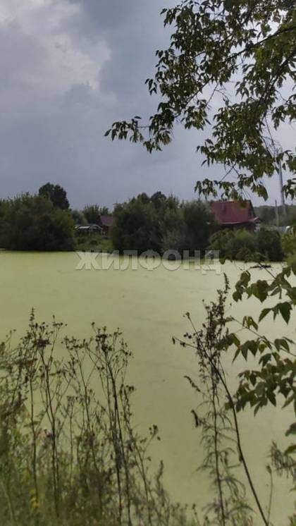 Продам земельный участок 650 м.кв.