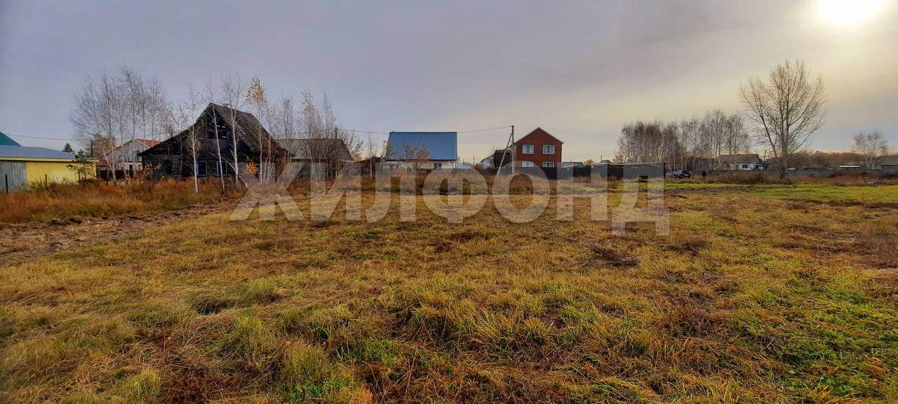 Продам земельный участок 850 м.кв.