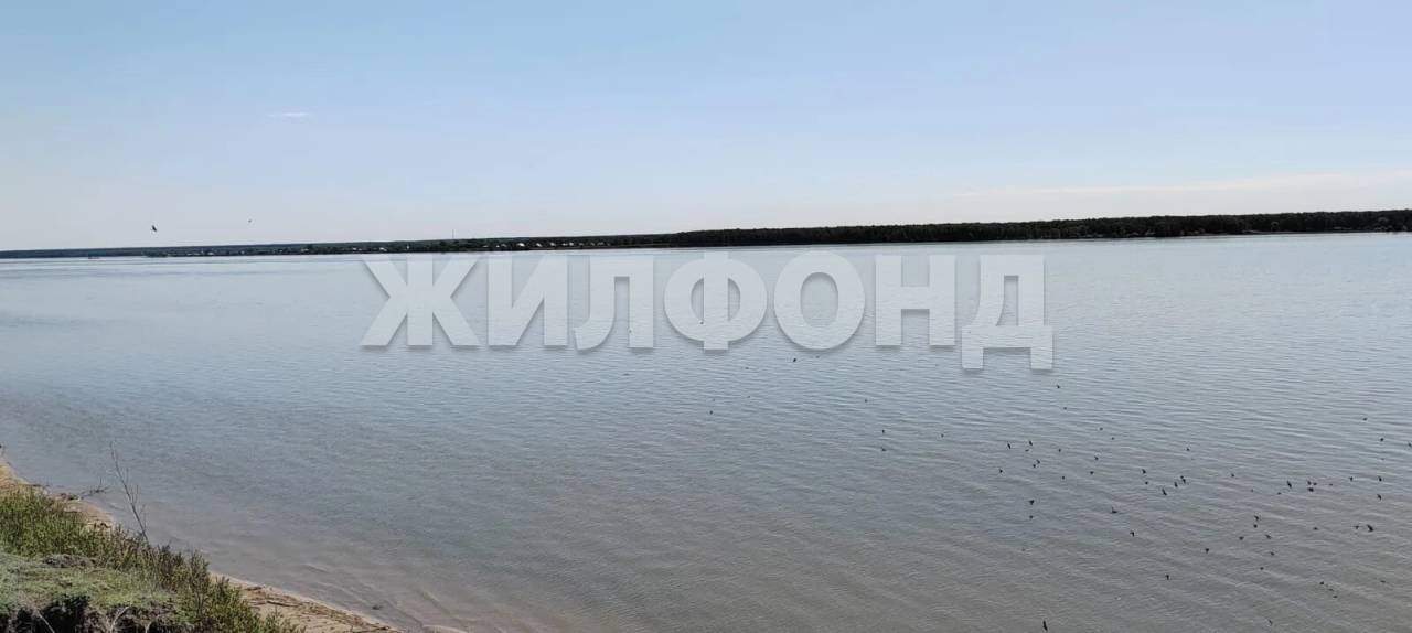 Продам земельный участок 966 м.кв.