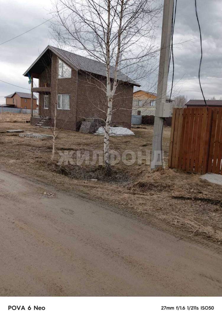 Продам земельный участок 1000 м.кв.