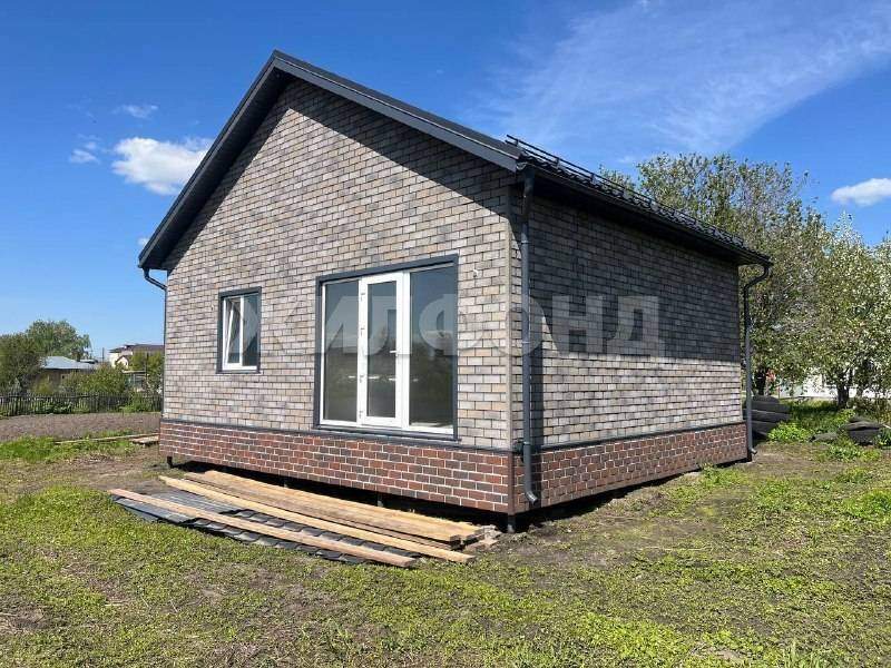 Продам земельный участок 900 м.кв.