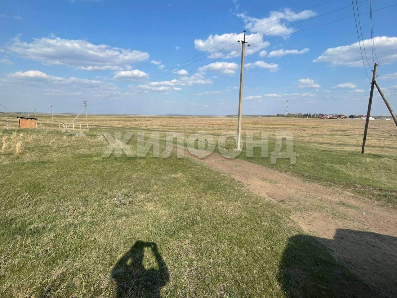 Продам земельный участок 1420 м.кв.