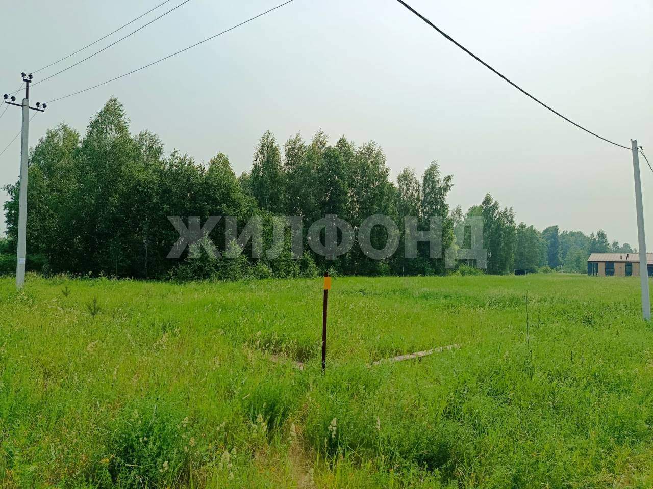 Продам земельный участок 810 м.кв.