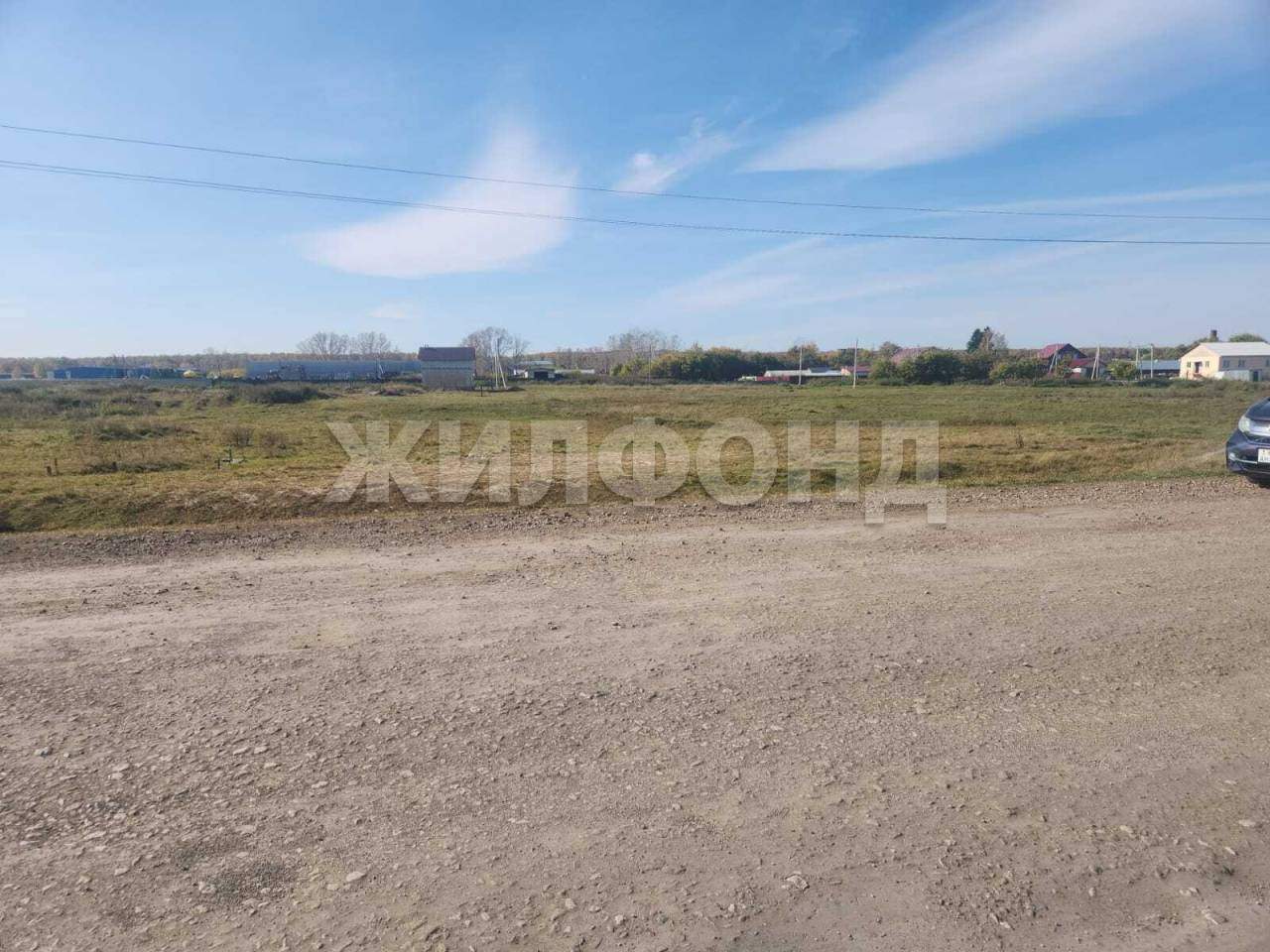 Продам земельный участок 2392 м.кв.