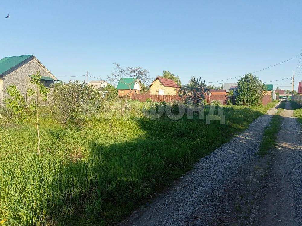 Продам земельный участок 500 м.кв.