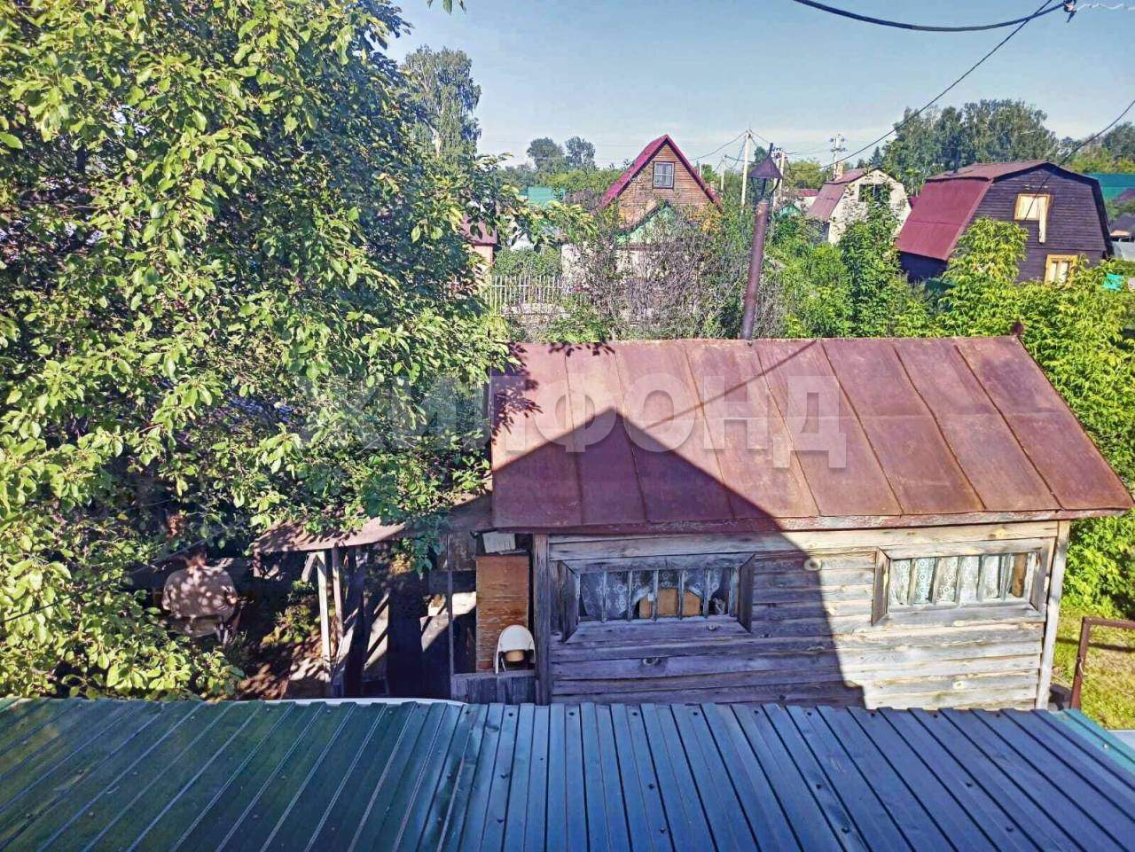 Продам земельный участок 675 м.кв.