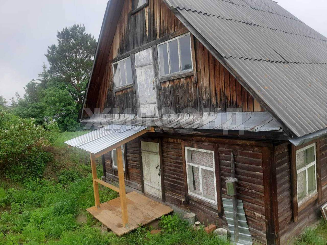 Продам земельный участок 824 м.кв.