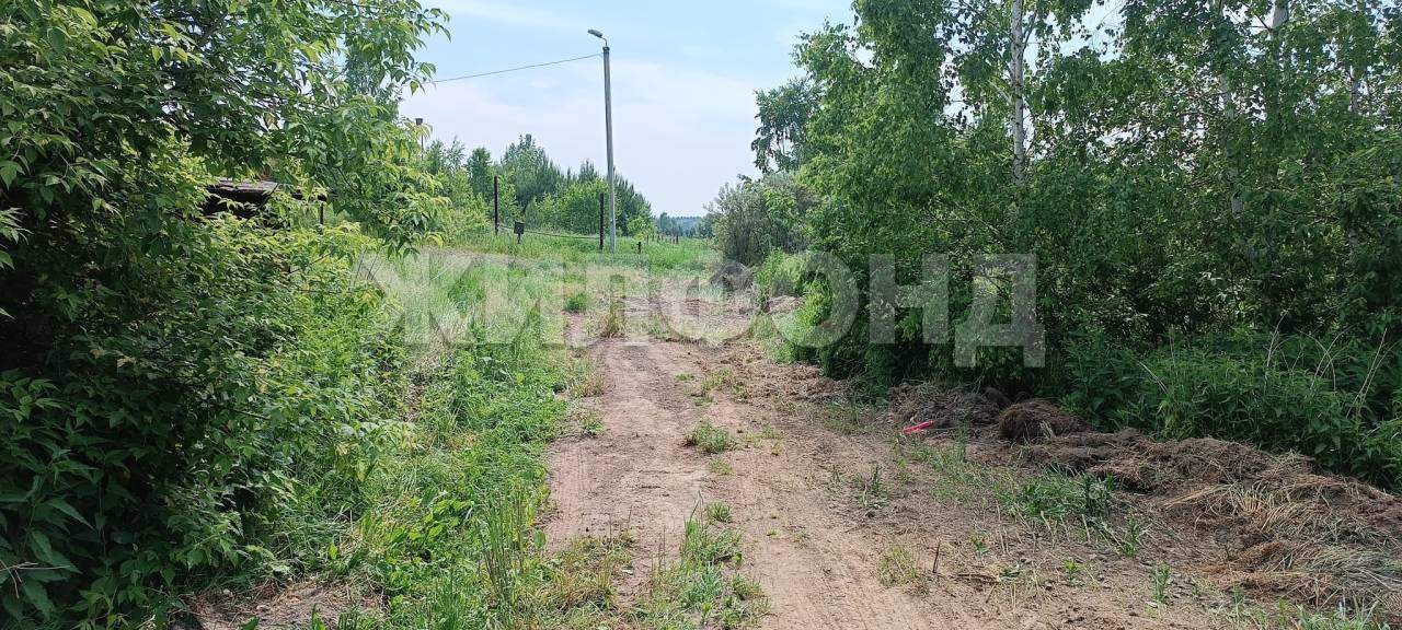 Продам земельный участок 1200 м.кв.