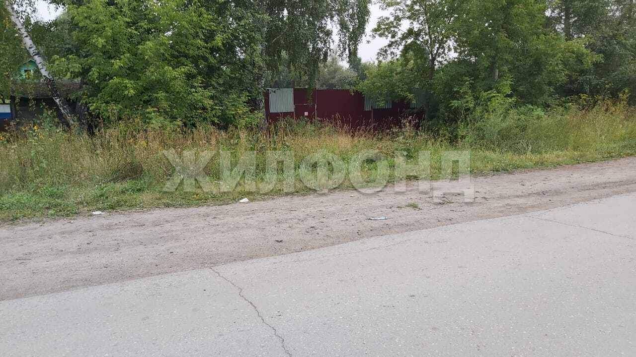 Продам земельный участок 650 м.кв.