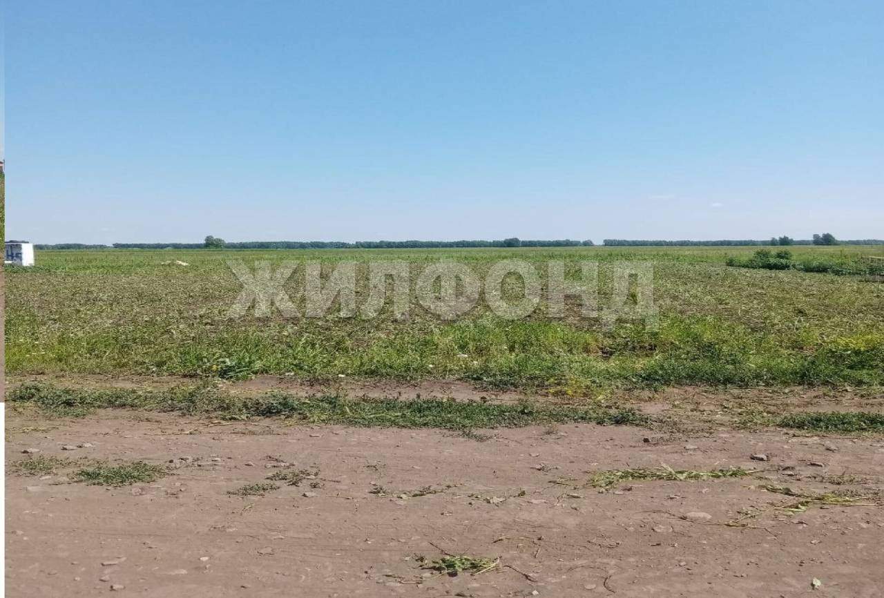 Продам земельный участок 1040 м.кв.