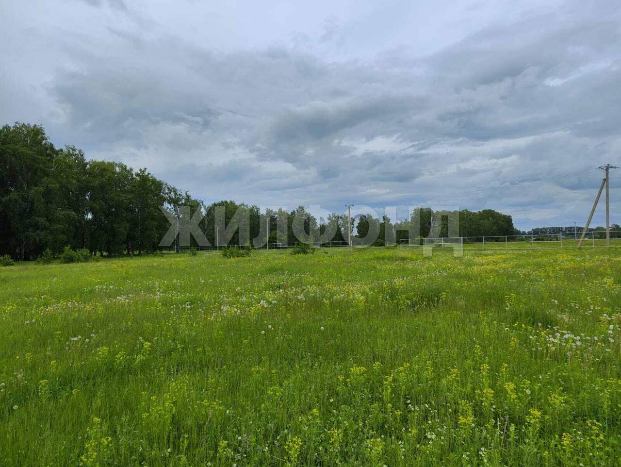 Продам земельный участок 2300 м.кв.