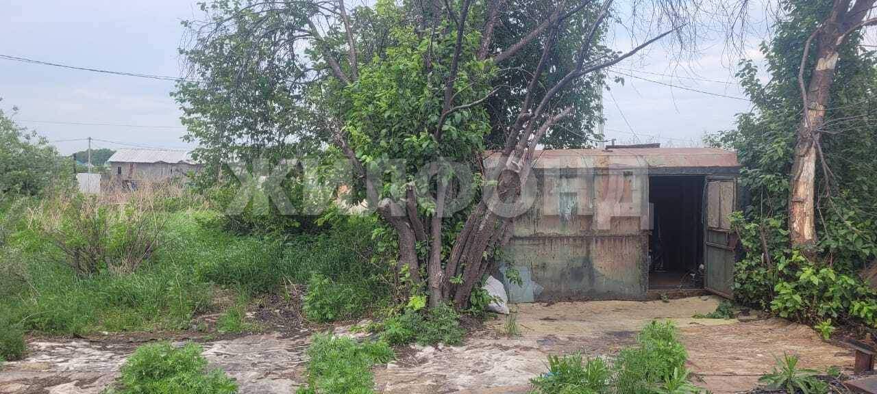 Продам земельный участок 1300 м.кв.