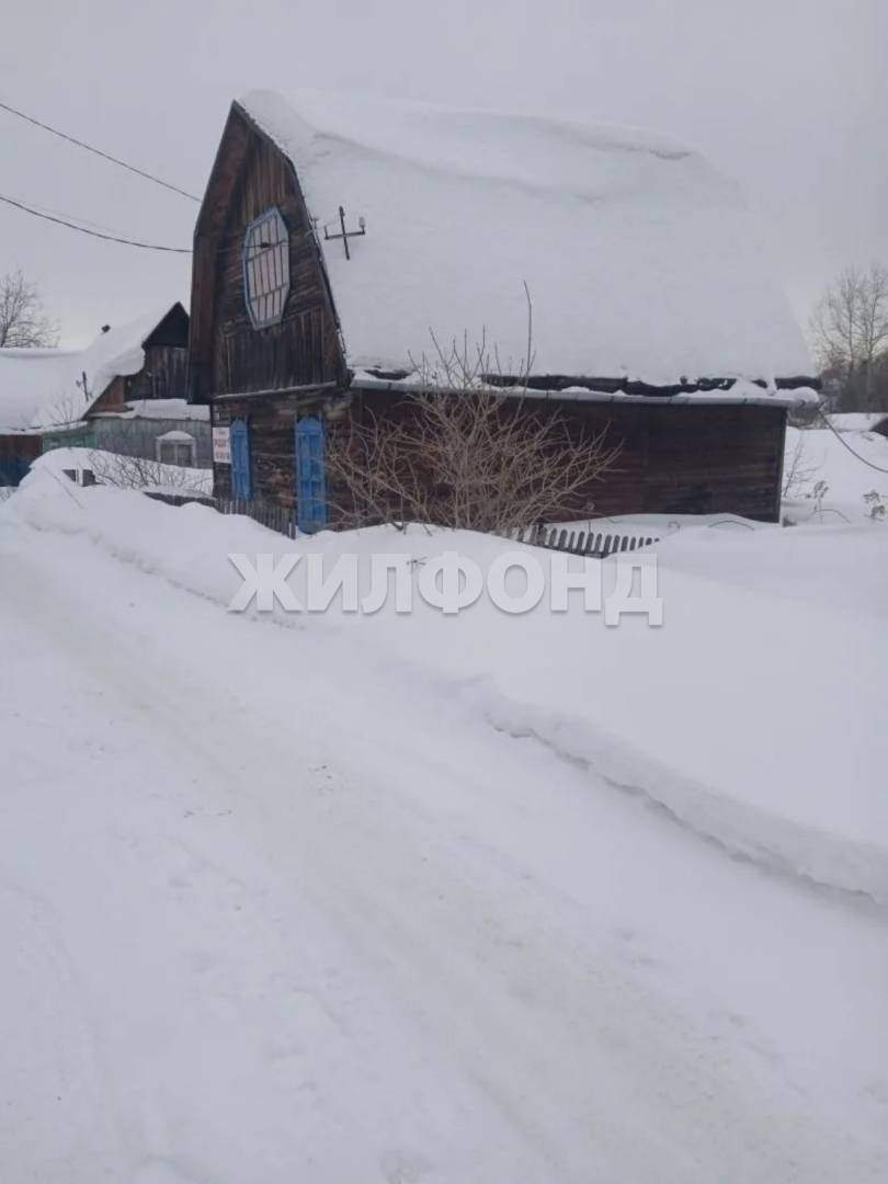 Продам земельный участок 743 м.кв.
