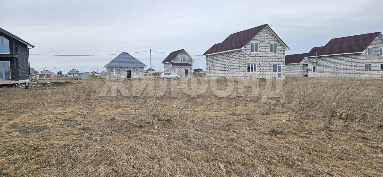 Продам земельный участок 783 м.кв.