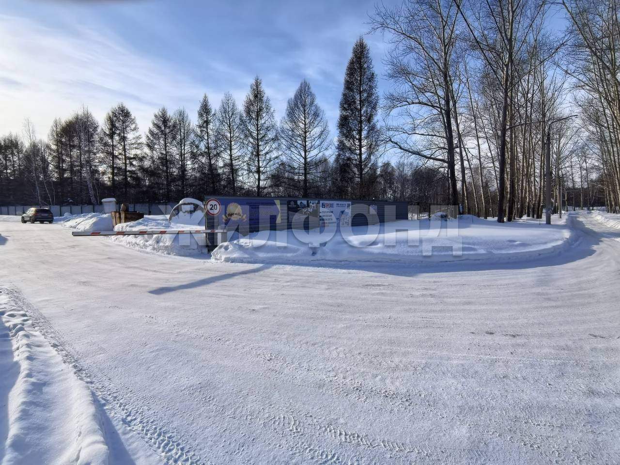 Продам земельный участок 1212 м.кв.