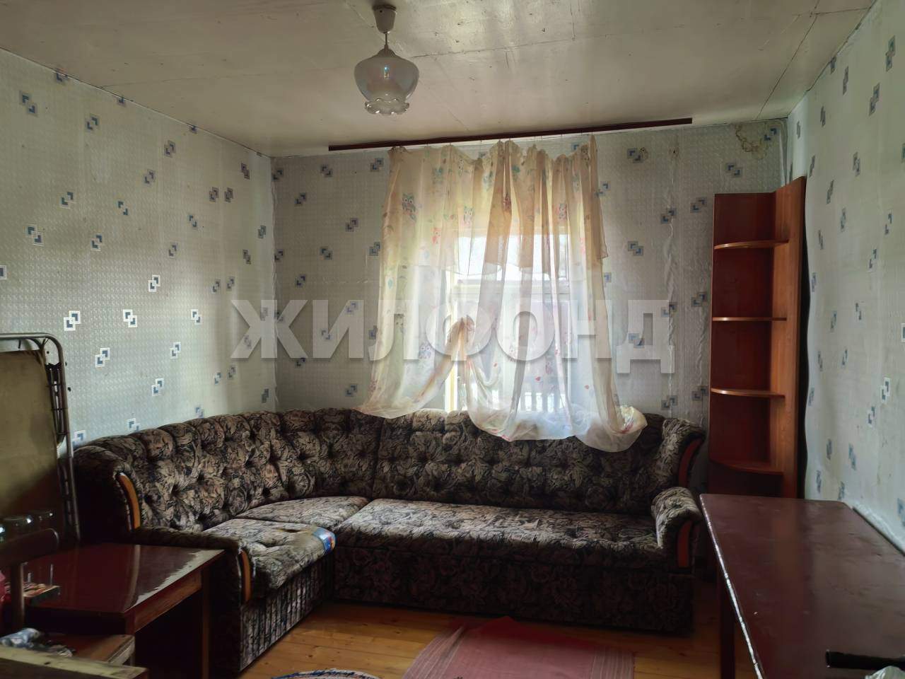Продам земельный участок 743 м.кв.