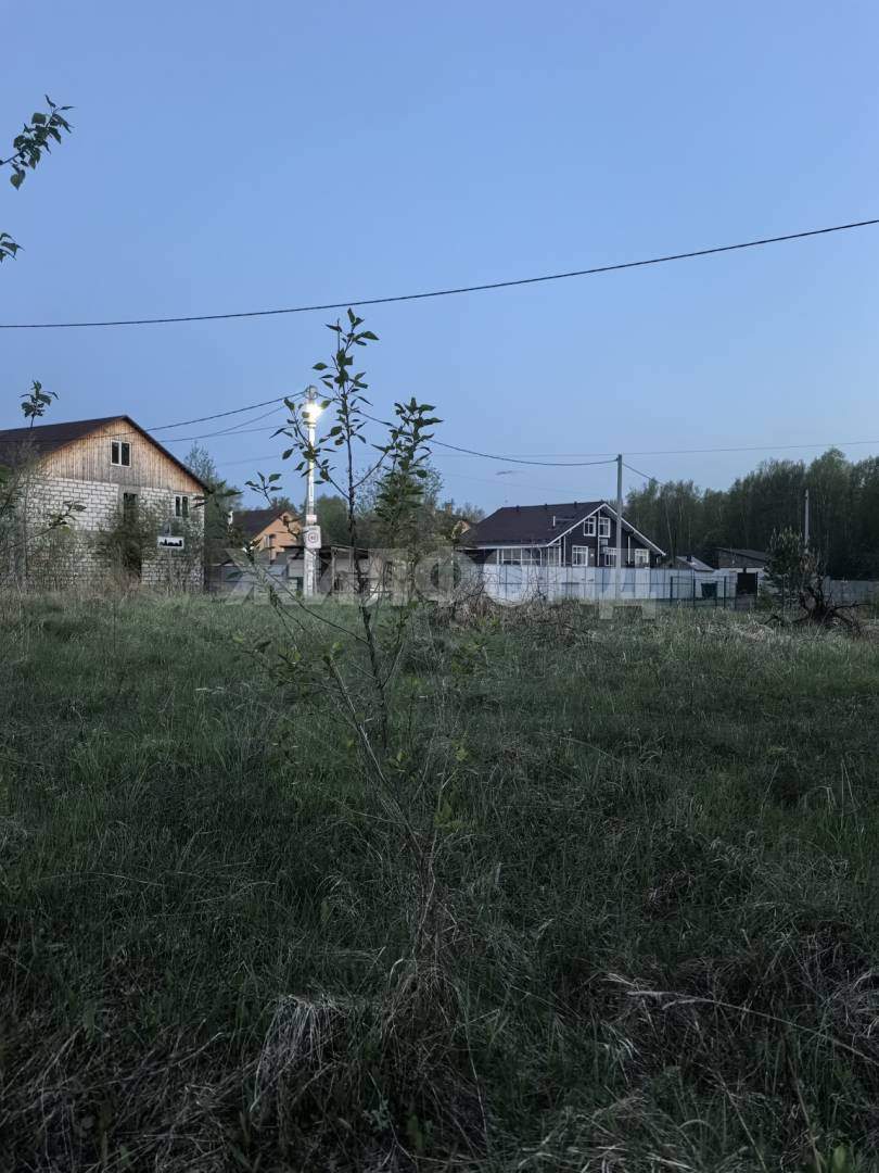 Продам земельный участок 732 м.кв.
