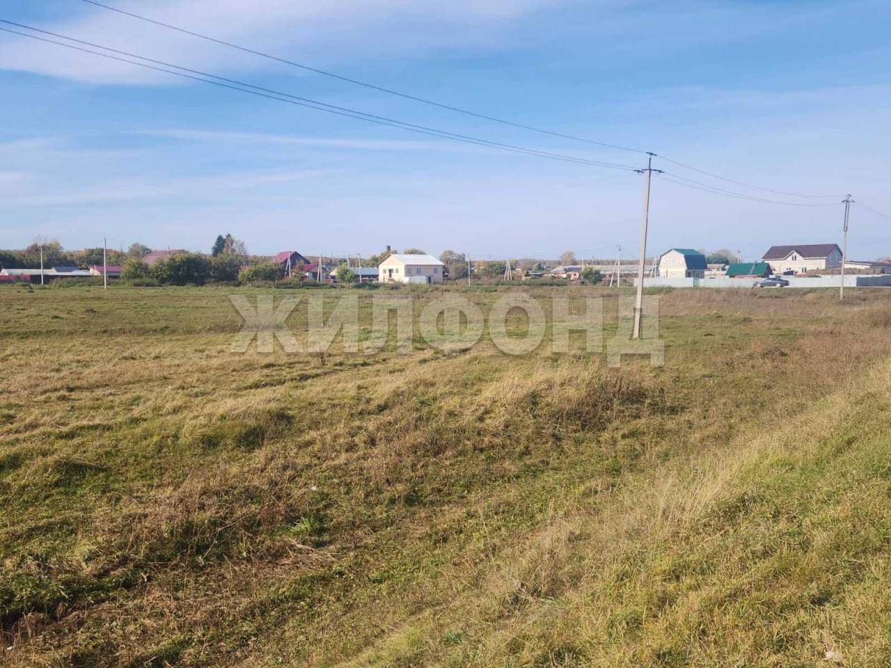 Продам земельный участок 2392 м.кв.