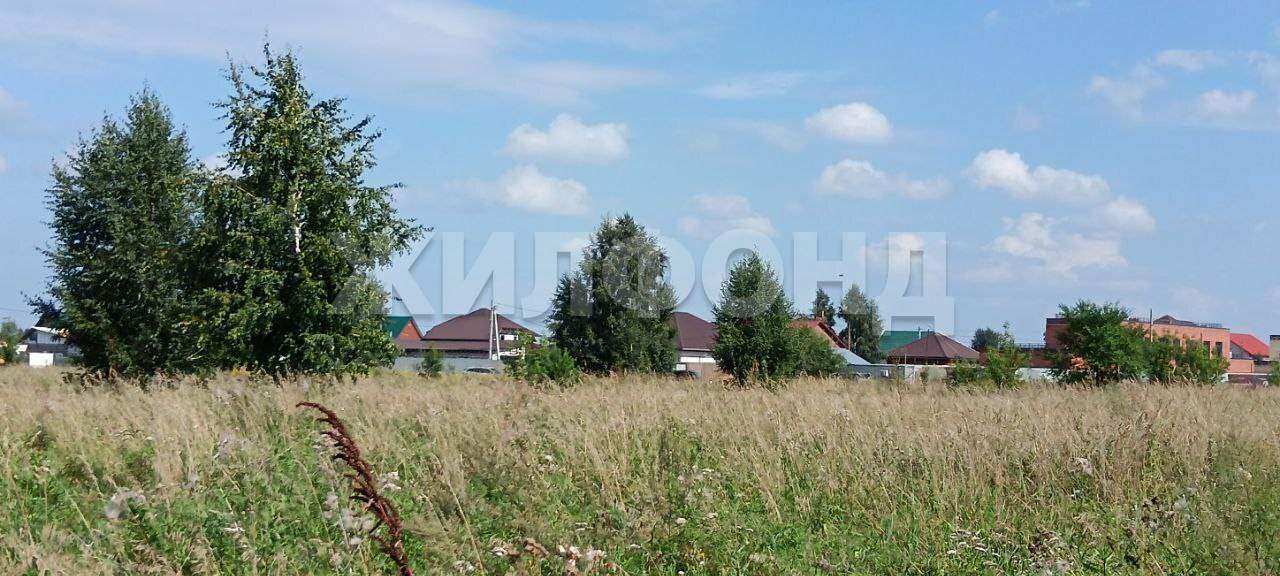 Продам земельный участок 700 м.кв.