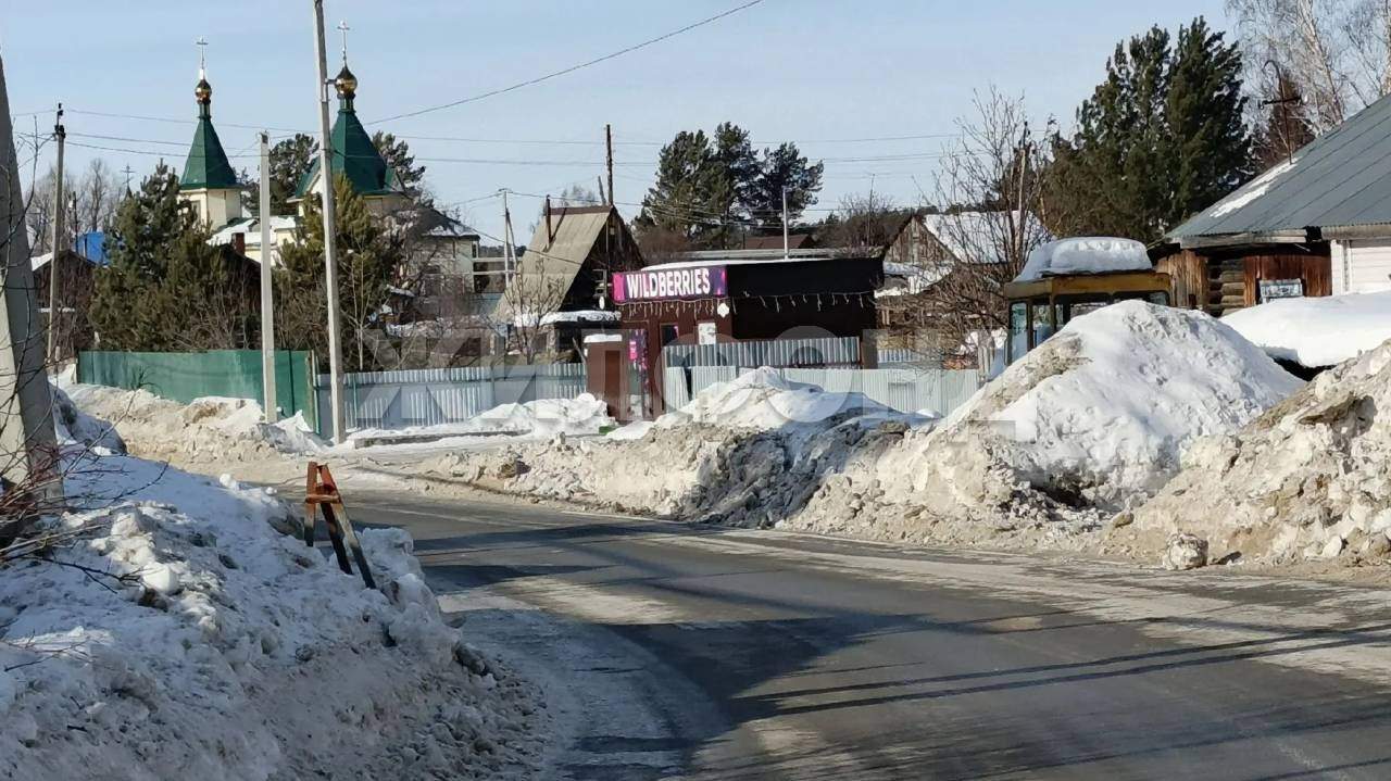 Продам земельный участок 1200 м.кв.
