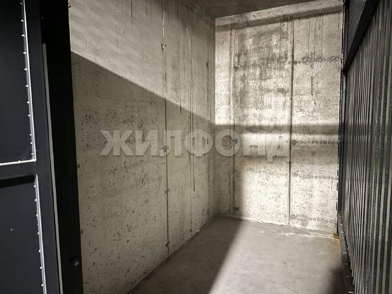 Продам склад 6.1 м.кв.