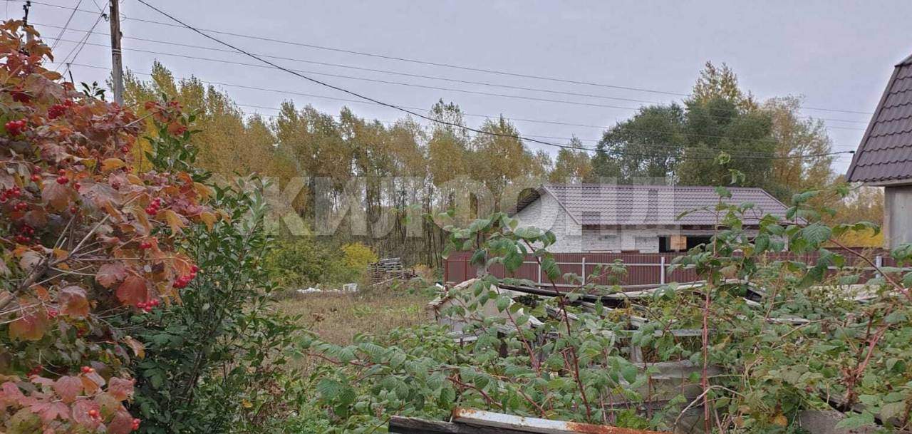 Продам земельный участок 542 м.кв.