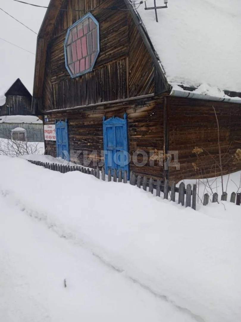 Продам земельный участок 743 м.кв.