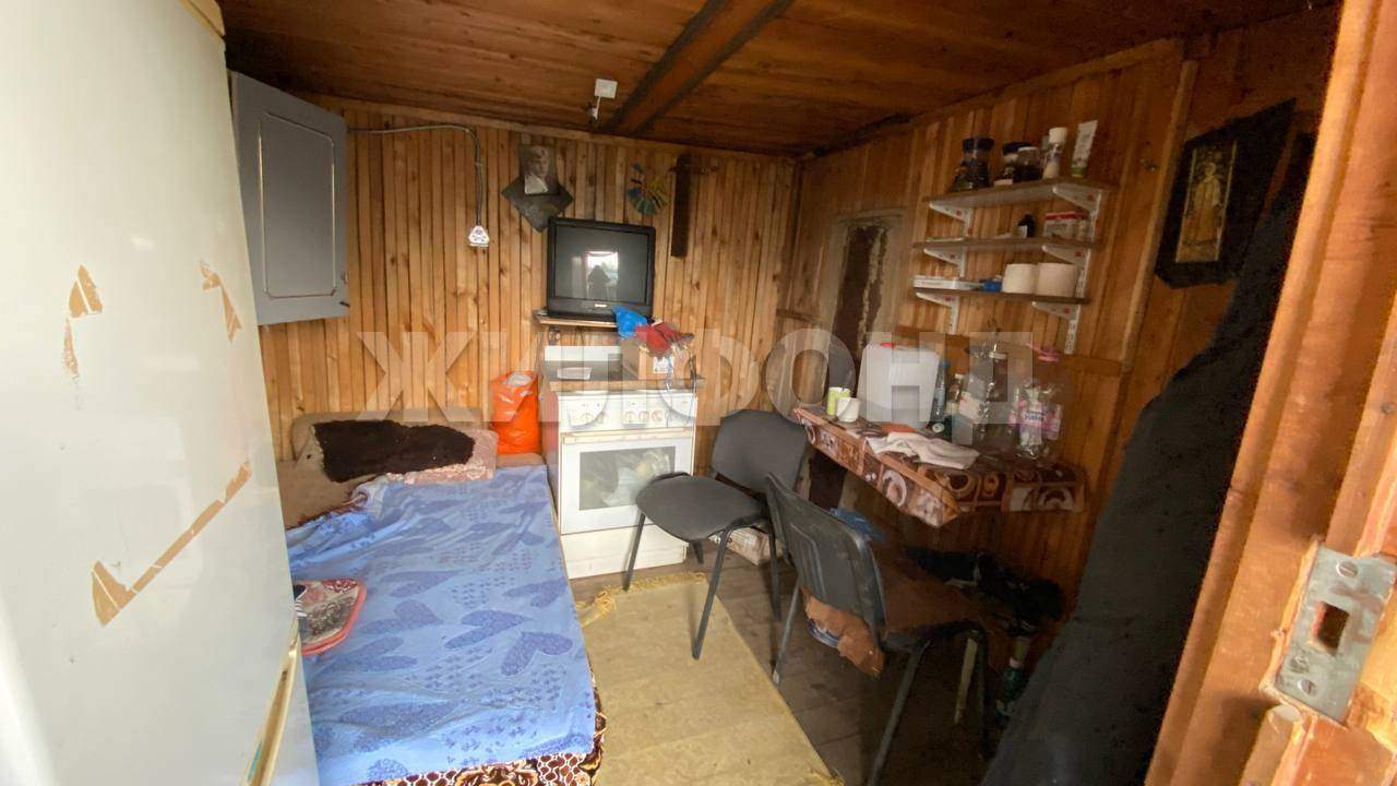 Продам земельный участок 730 м.кв.