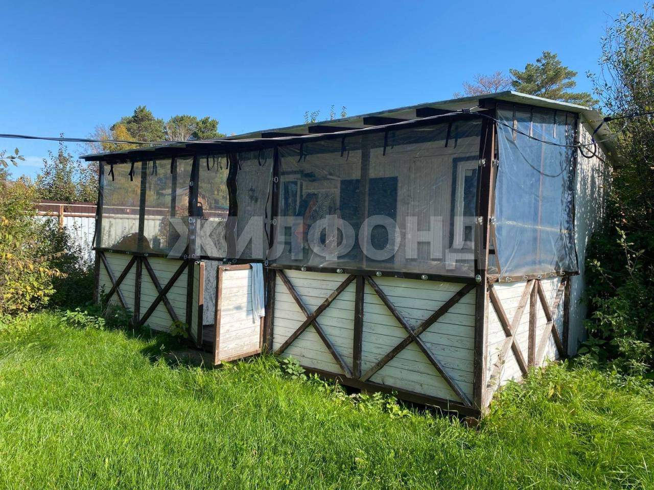 Продам земельный участок 639 м.кв.
