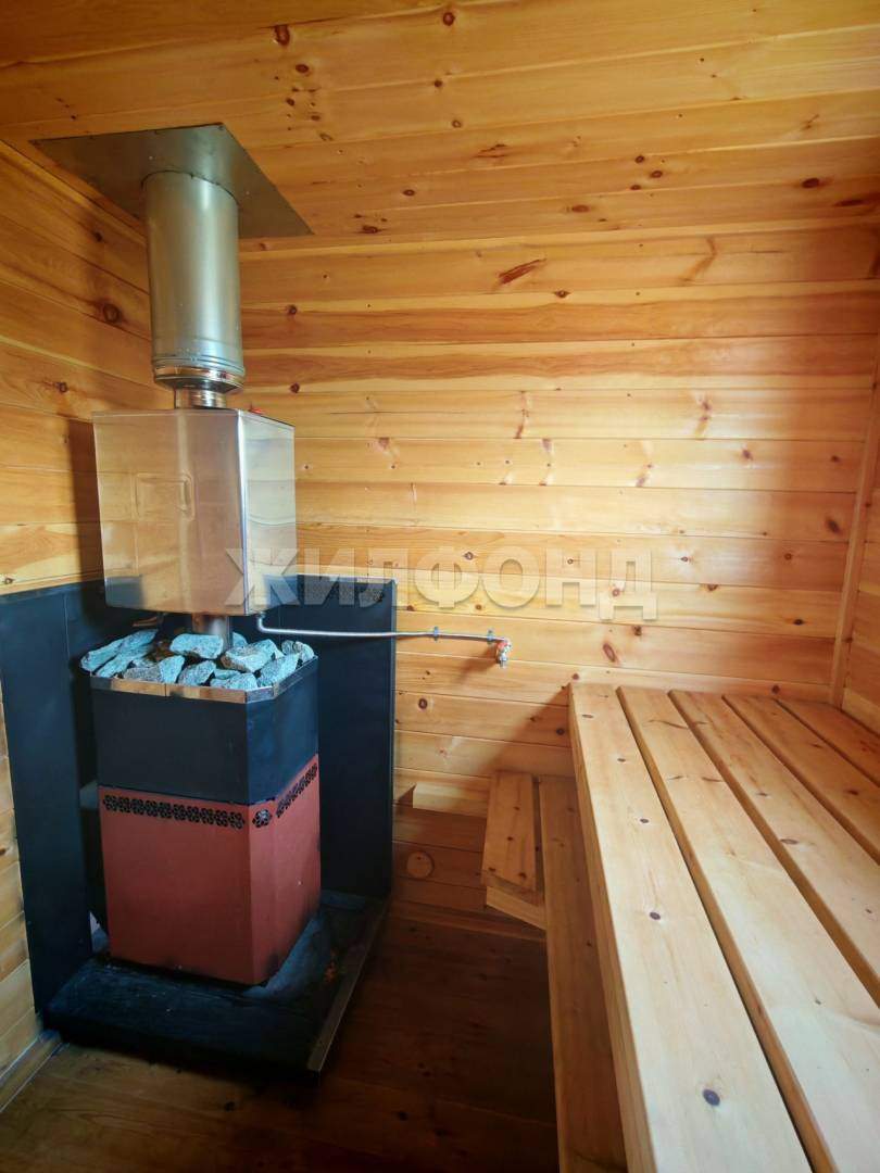 Продам земельный участок 580 м.кв.