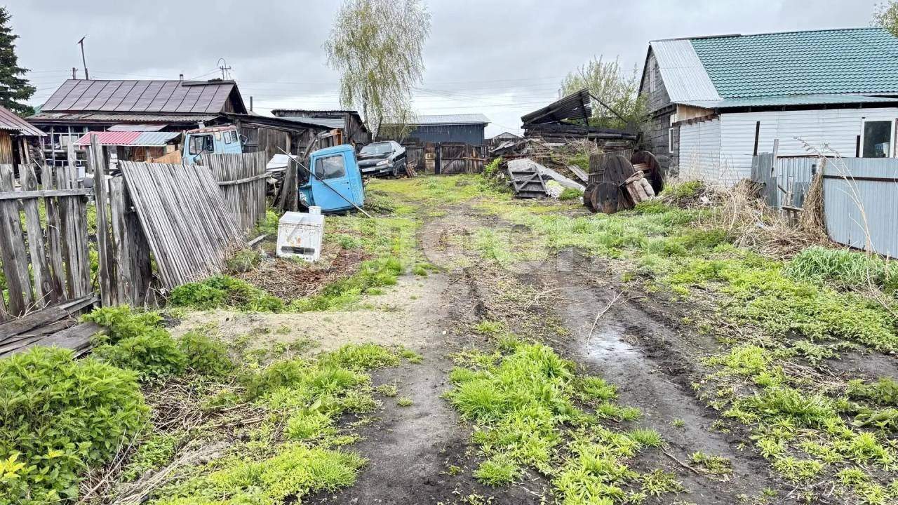 Продам земельный участок 1000 м.кв.