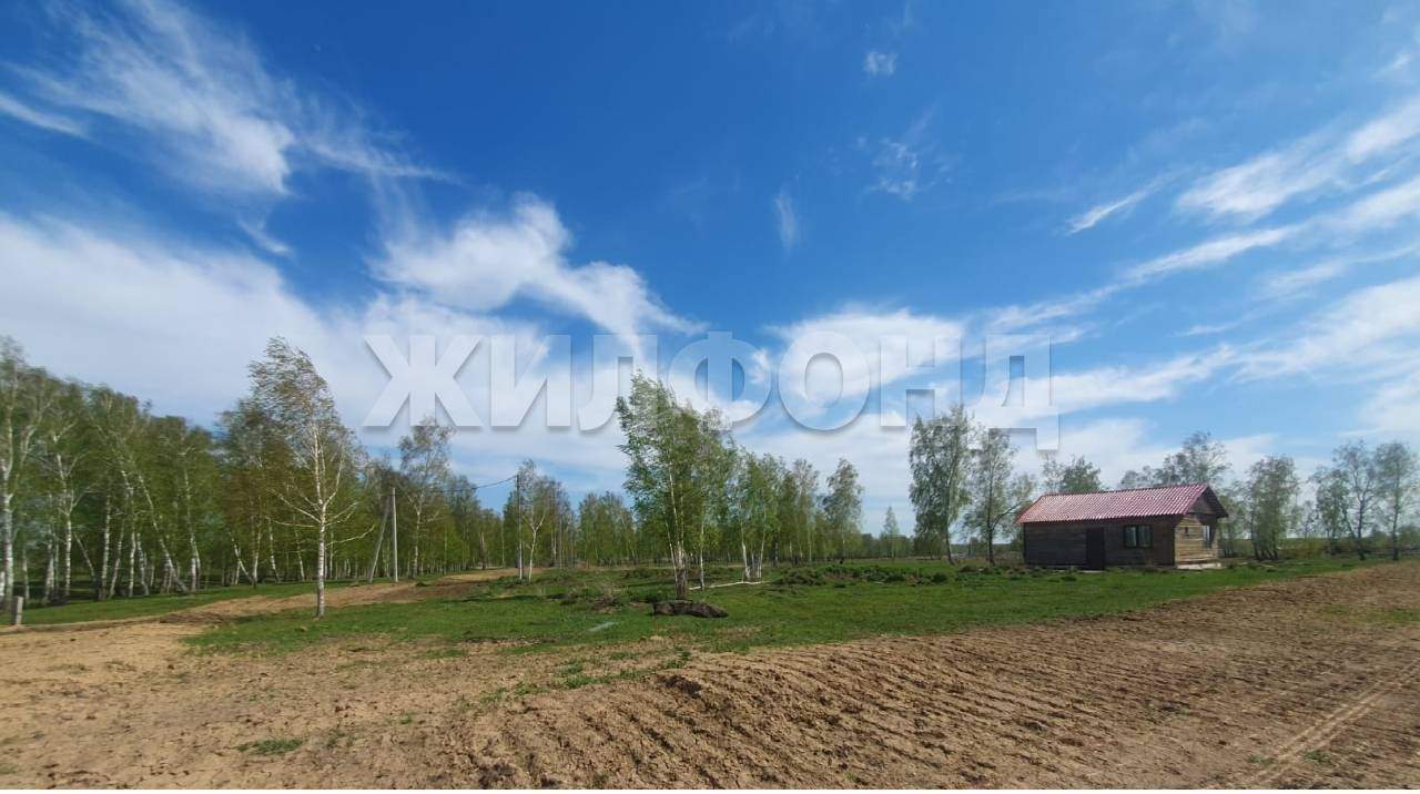 Продам земельный участок 900 м.кв.