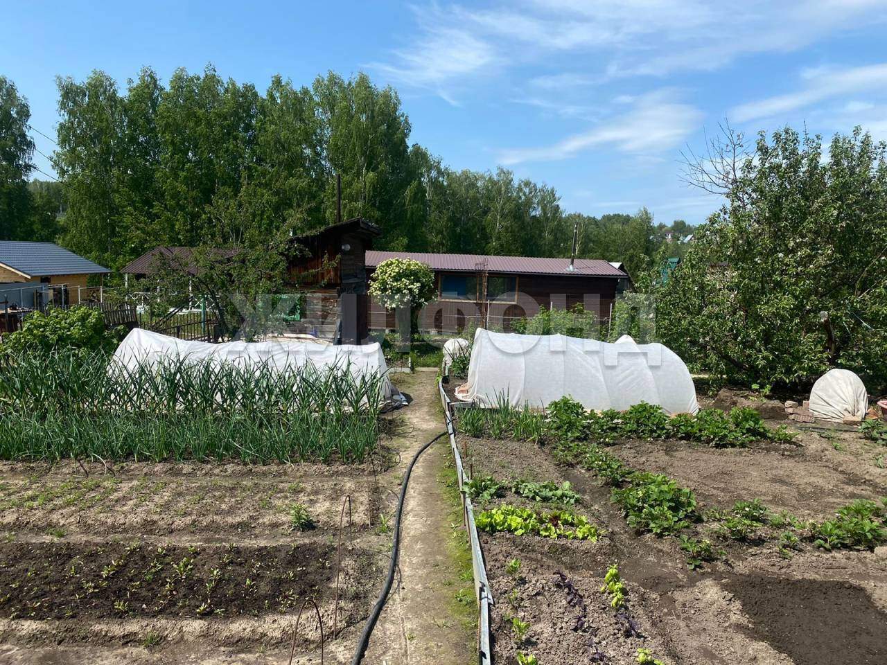 Продам земельный участок 520 м.кв.