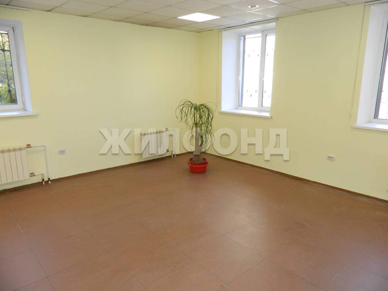 Продам помещение свободного назначения 240 м.кв.