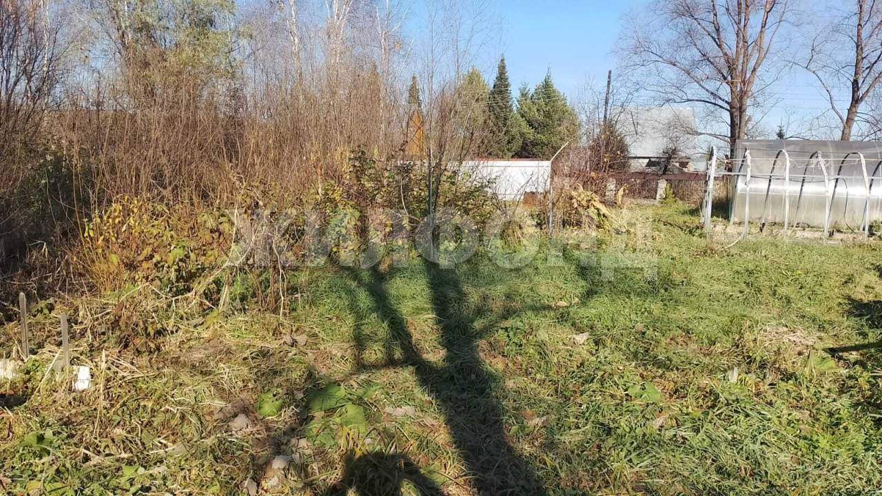 Продам земельный участок 551 м.кв.