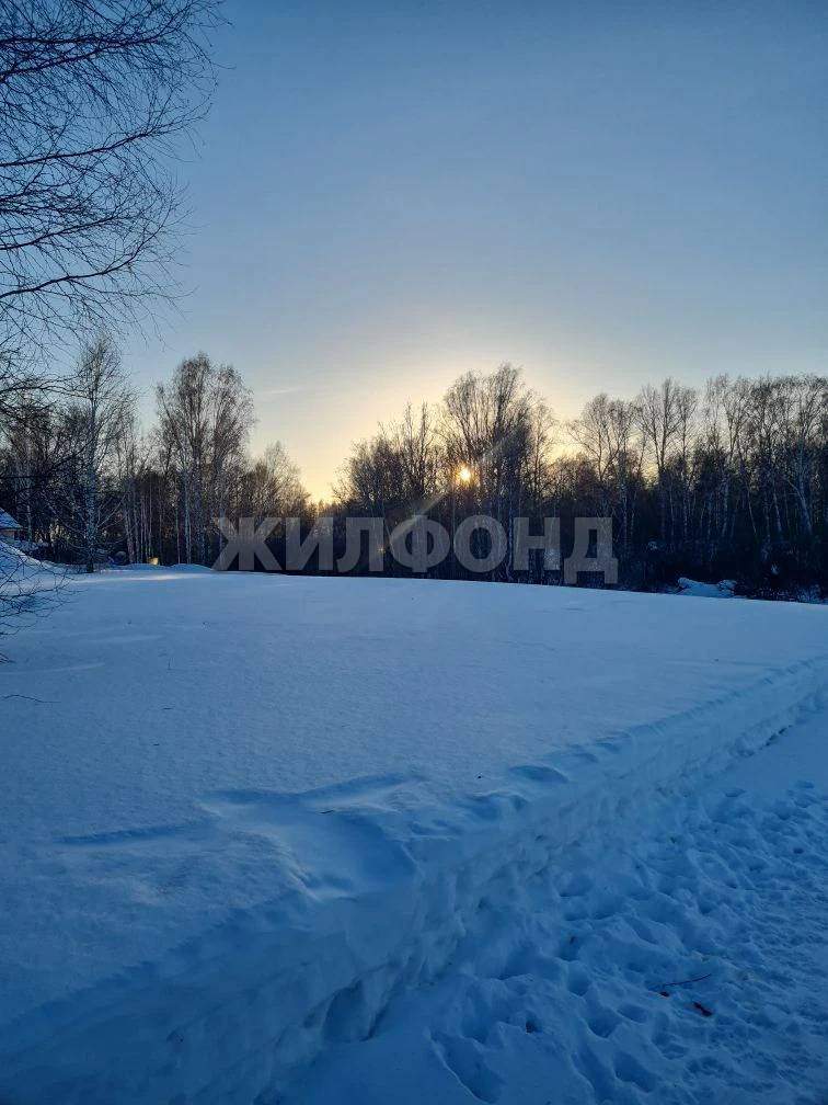 Продам земельный участок 1770 м.кв.