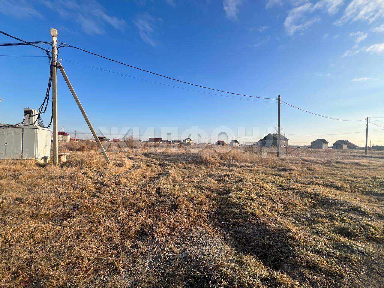 Продам земельный участок 930 м.кв.